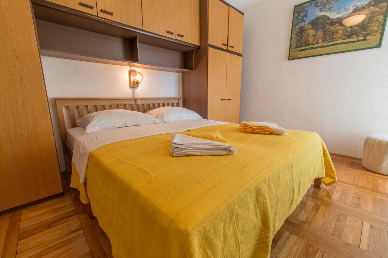 Stella Maris Accommodation Klenovica Exterior photo